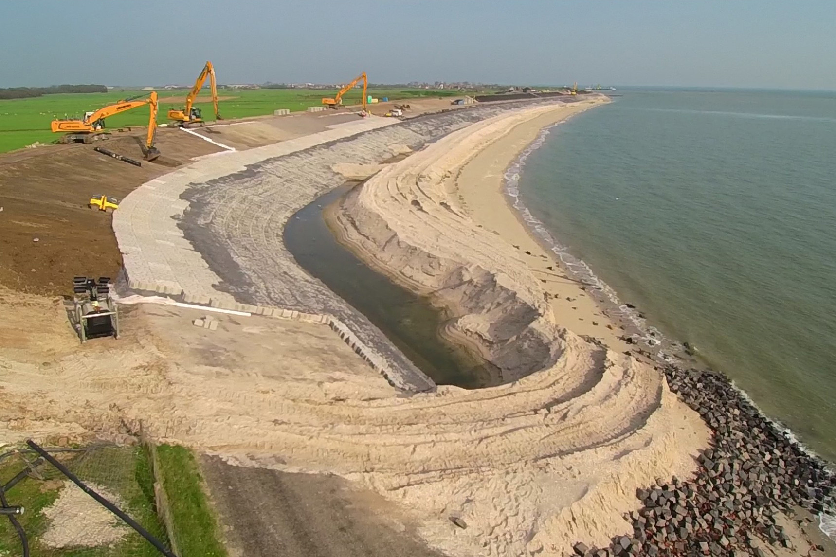 Dike upgrade activities on the island of Texel